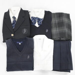 福岡県私立純真高校の制服を買取いたしました アイキャッチ画像