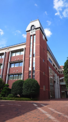 吉祥女子中学・高等学校の校舎外観