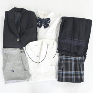 鹿児島県立鹿屋女子高校の制服を買取いたしました アイキャッチ画像