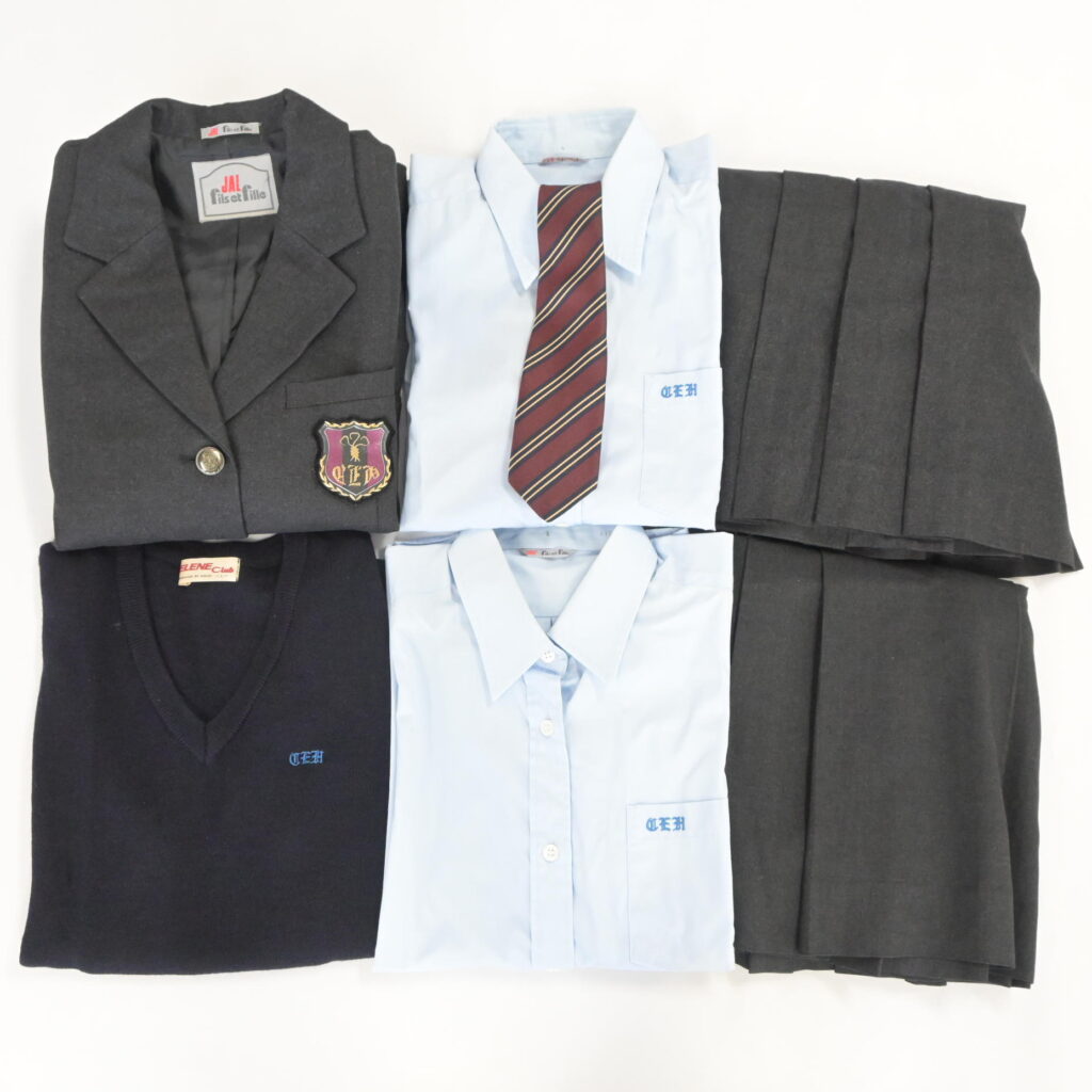 千葉県私立千葉英和高校の制服を買取いたしました アイキャッチ画像