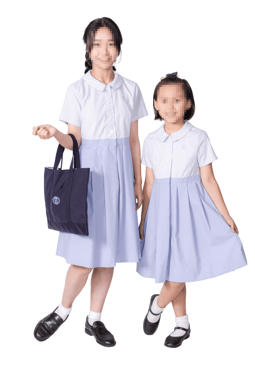 小林聖心女子学院の夏服制服。白×水色ストライプのワンピーススタイル(中学生・小学生)