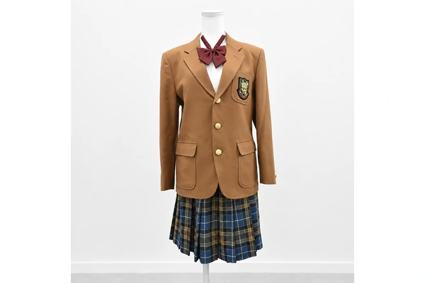 品川女子学院中等部の制服一式｜キャメルブレザー・チェックスカート・リボン