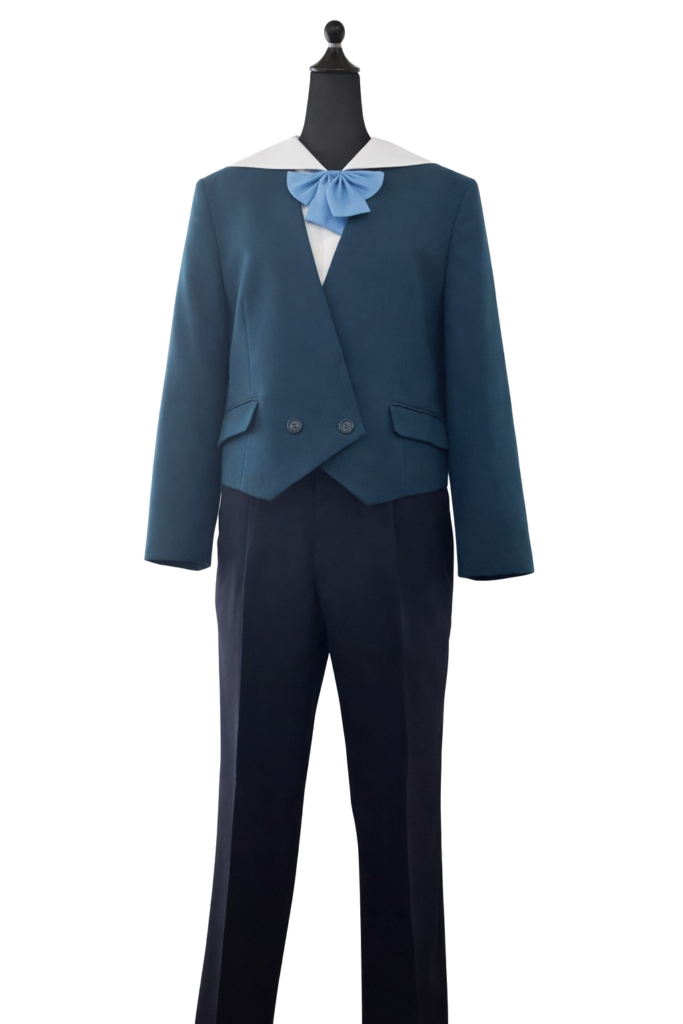 富山南高校の女子冬服制服(スラックス)山本寛斎デザインのブレザーとスラックスのスタイル