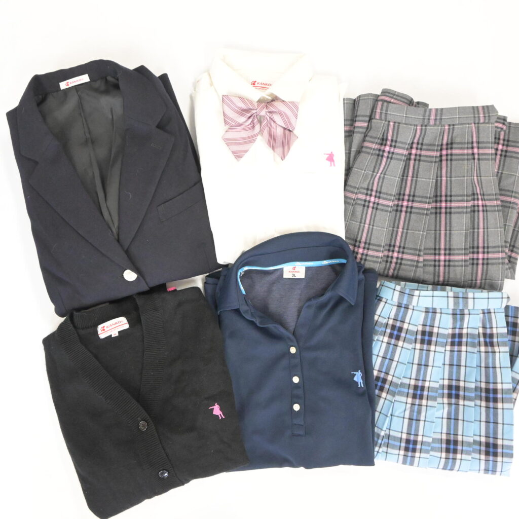 クラーク記念国際高校の制服を買取いたしました アイキャッチ画像