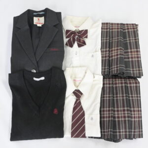 三重県立伊賀白鳳高校の制服を買取いたしました アイキャッチ画像