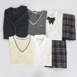 北海道札幌光星高校の制服を買取いたしました アイキャッチ画像