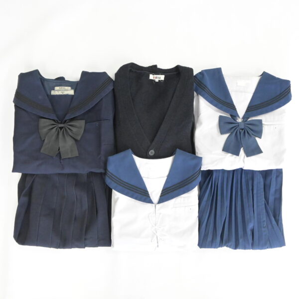 静岡県浜松日体高校の制服を買取いたしました