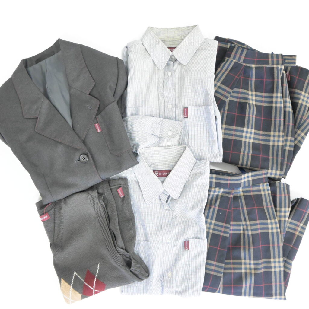京都府立命館宇治高校の制服を買取いたしました アイキャッチ画像