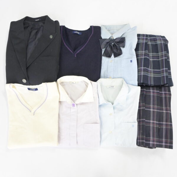 神奈川県横浜学園高校の制服を買取いたしました