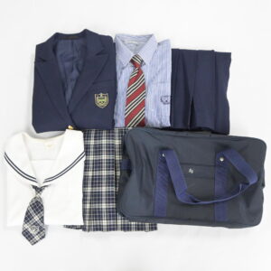 愛知県豊橋中央高校の制服を買取いたしました アイキャッチ画像