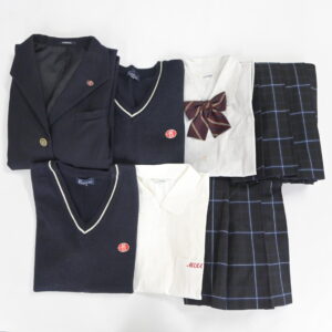 兵庫県明石商業高校の制服を買取いたしました アイキャッチ画像