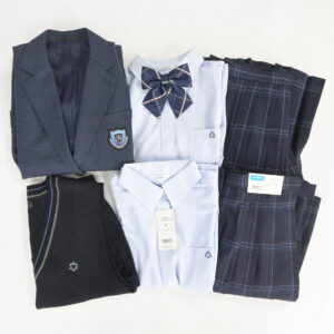 滋賀県立東大津高校の制服を買取いたしました アイキャッチ画像