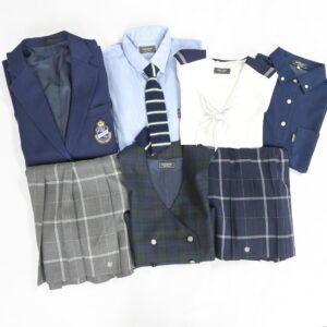 東京都武蔵野大学高校の制服を買取いたしました