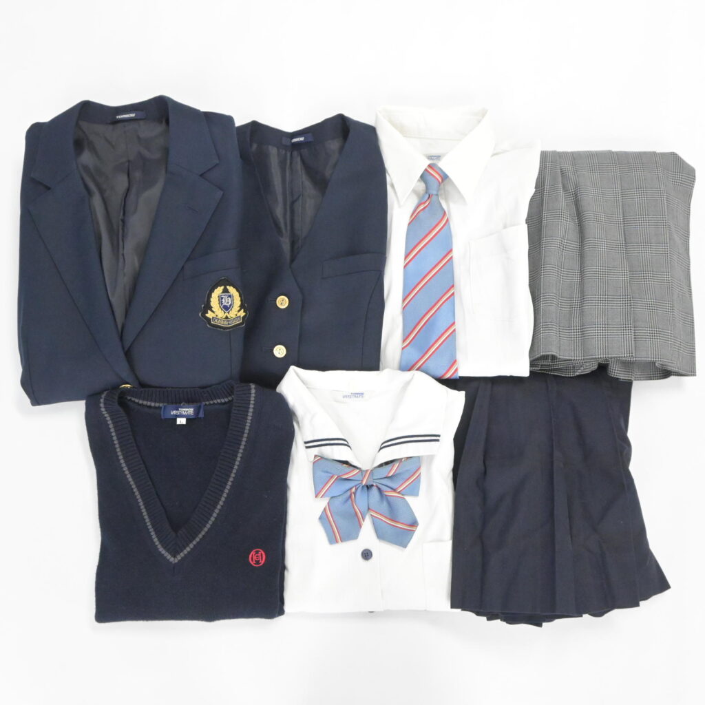 岡山県立岡山東商業高校の制服を買取いたしました アイキャッチ画像