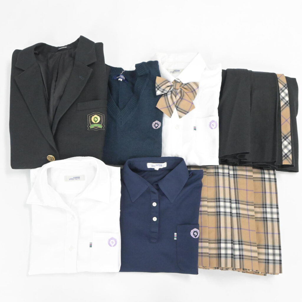 作陽学園高校の制服を買取いたしました アイキャッチ画像