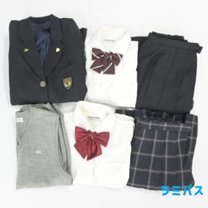 栄徳高校の制服を買取いたしました アイキャッチ画像