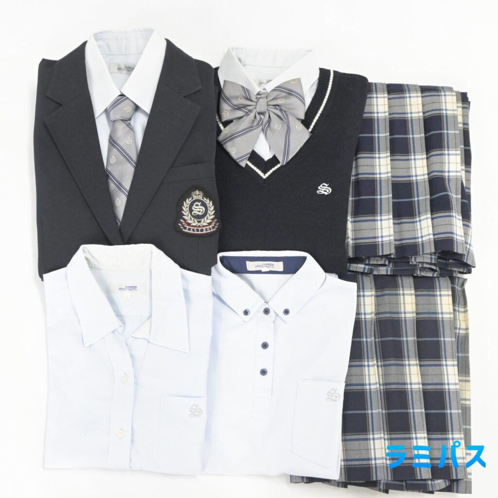 修文学院高校の制服を買取いたしました アイキャッチ画像