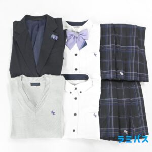 利晶学園高校（旧：初芝富田林高校）の制服を買取いたしました アイキャッチ画像